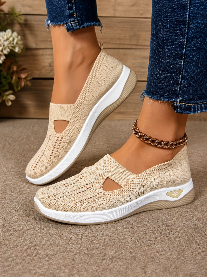 Tahlia | Elegant Walking Shoes