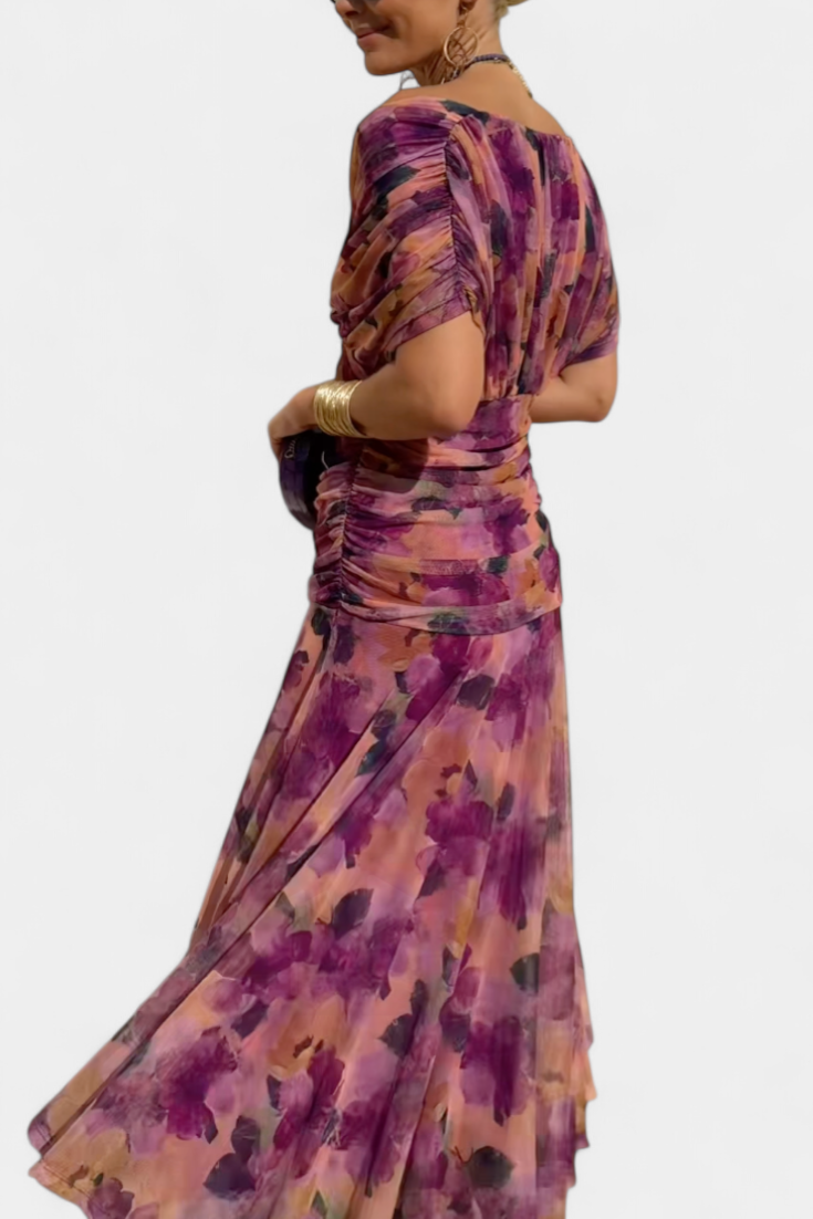 Laluna® | Elegant Dress With V-Neckline