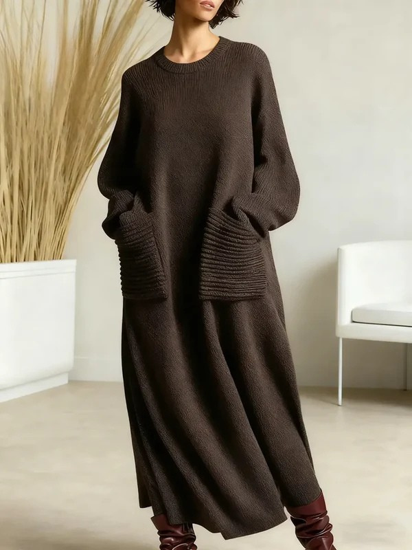 Mila – Knitted Dress with Pockets